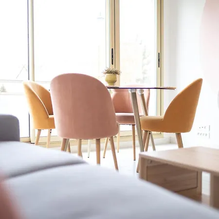 Superbe Avenue De Champagne + Parking Apartment Epernay